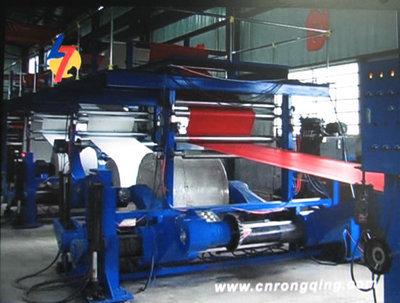 硬紙板復(fù)合生產(chǎn)線_機(jī)械類欄目